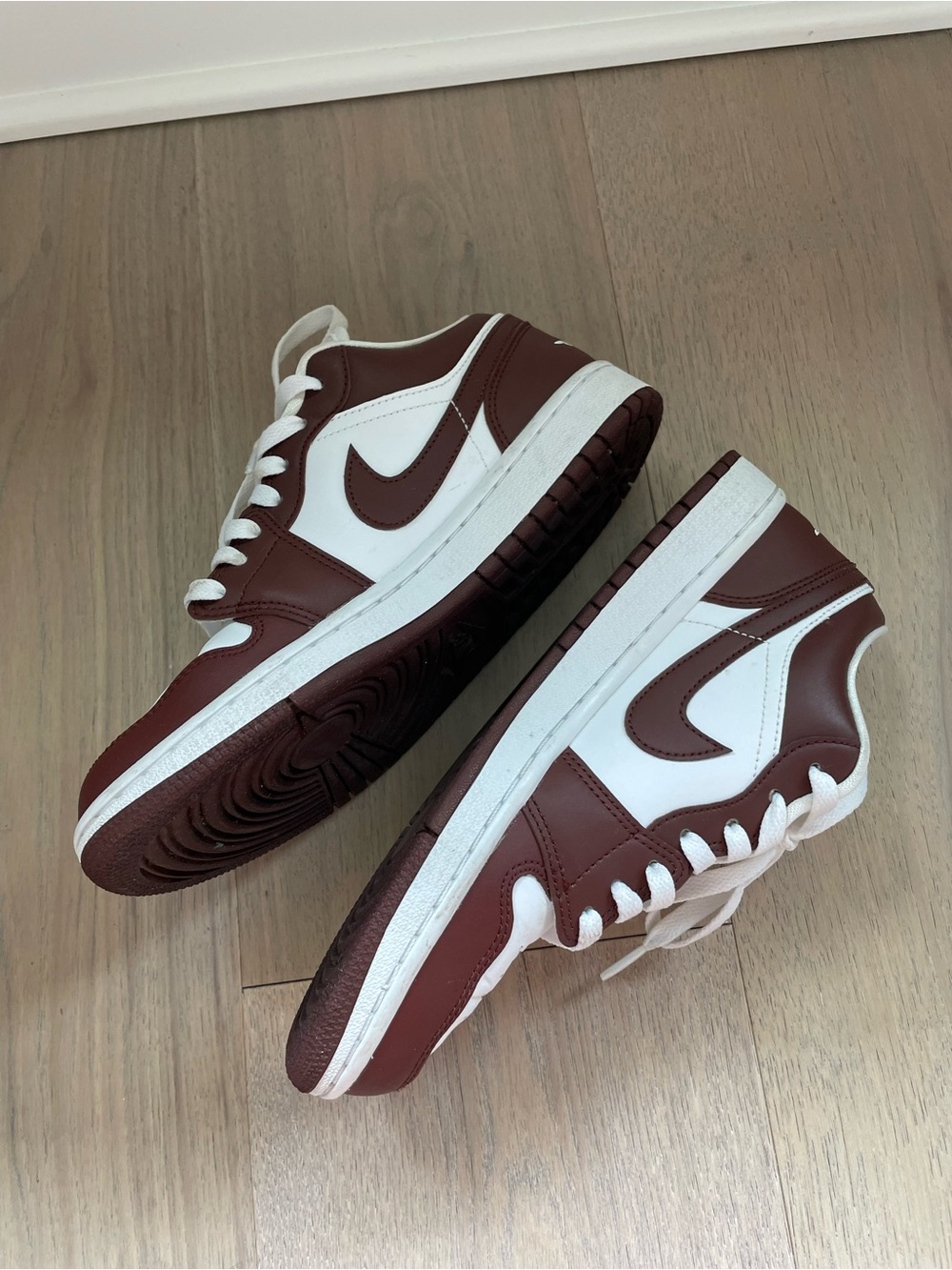 Nike Air Jordan 1 Low “Bronze Eclipse” Women’s Size 8.5 - Picture 8 of 9